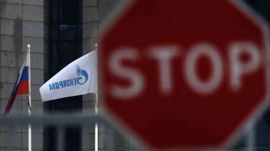 Gazprom Avrupa'ya gaz akışını süresiz durdurdu
