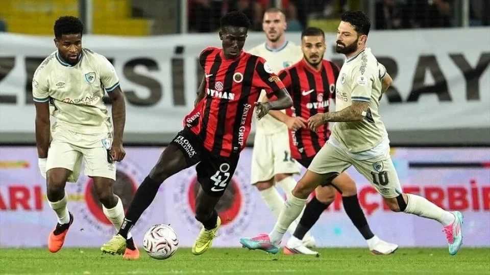 Gençlerbirliği ilk beraberliğini Erzurumspor ilk puanını aldı