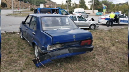 Hastane dönüşü kaza: 3 yaralı