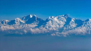 Himalayalar'n zirvelerinden 11 ton p topland, 4 ceset bulundu