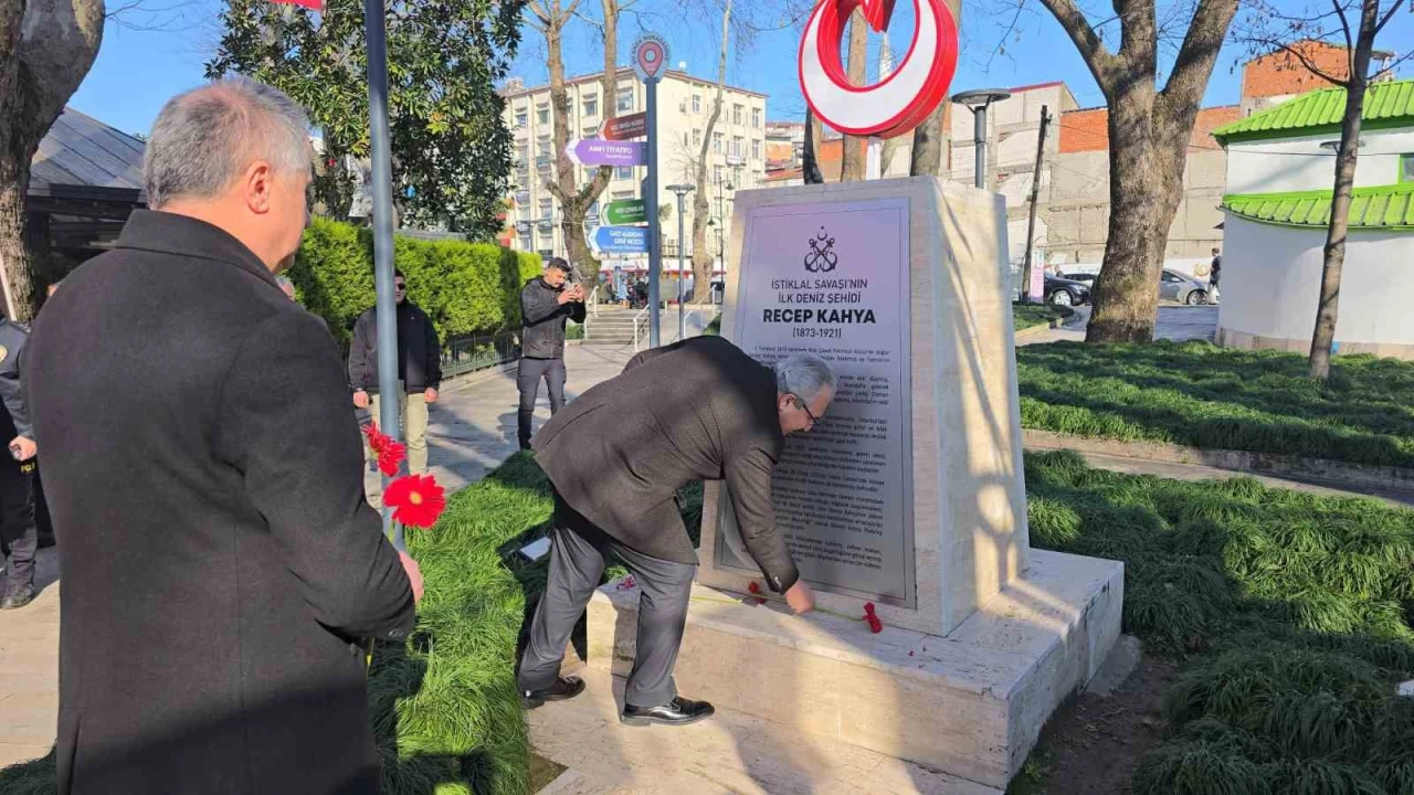 stiklal Sava'nn ilk deniz ehidi Recep Kahya, trenle anld