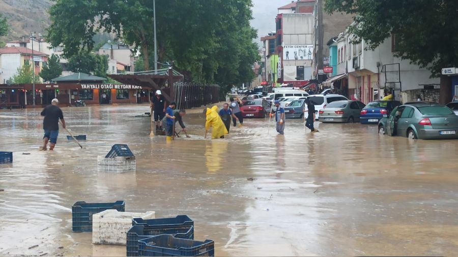 Kayseri saanak ve dolu etkili oldu 