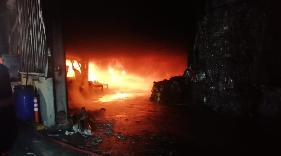 Kocaeli'de fabrika yangını