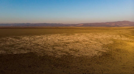 Kuruyan Marmara Gölü'nde arazi kavgası yaşanıyor