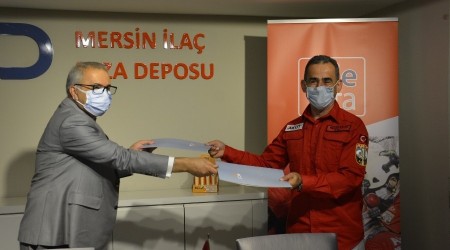 Mersin Ecza Deposu ile AKUT arasında sponsorluk anlaşması imzalandı