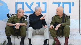 Netanyahu, Beyrut dahil tm Lbnan' hedef almaya devam edeceklerini syledi