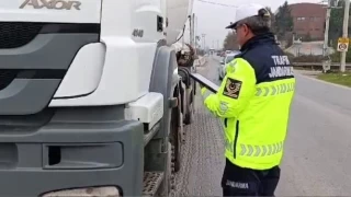 Sakarya'da 804 araç ve 227 sürücü trafikten men edildi