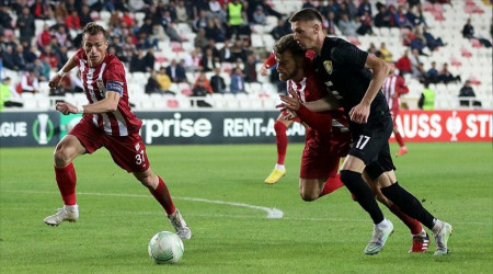 Sivasspor'un geri dnne Ballkani izin vermedi 