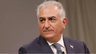 Rıza Pehlevi'den protestoculara çağrı::"Sokakları terk etmeyin"