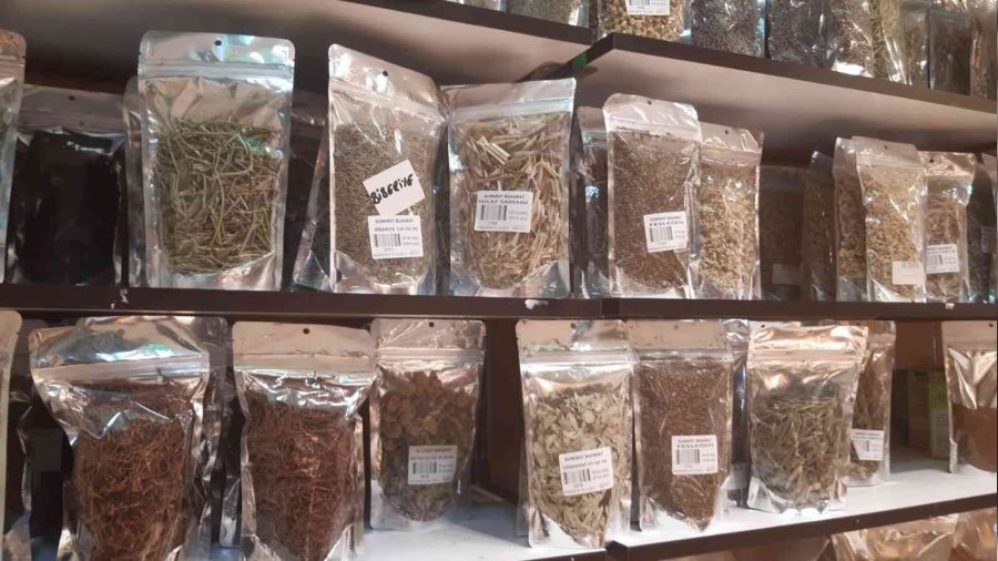 Tatilciler aktarların yolunu tuttu