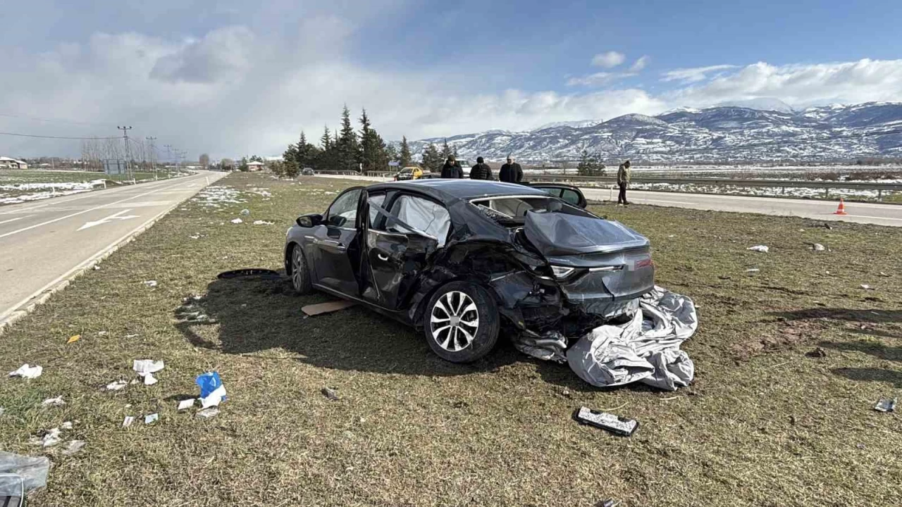 Tokat'ta trafik kazas: 5 yaral