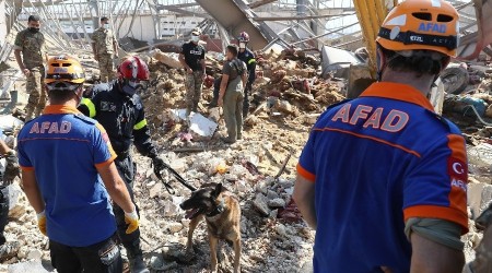 Türk ekiplerinin Beyrut Limanı'ndaki faaliyetleri