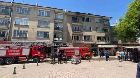 Yangında pencereden atlayınca öldü