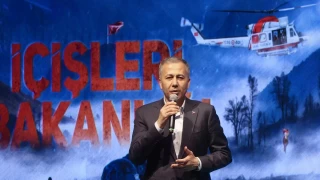 Yerlikaya'dan düzensiz göç açıklaması: Avrupa Birliğinin tüm ülkeleri bizi tebrik ediyor