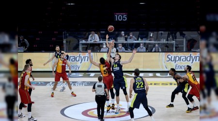 Yılın ilk derbisi Fenerbahçe'nin