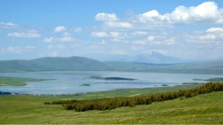 Aktaş Gölü: Ardahan ile Gürcistan sınırında eşsiz bir sınır gölü