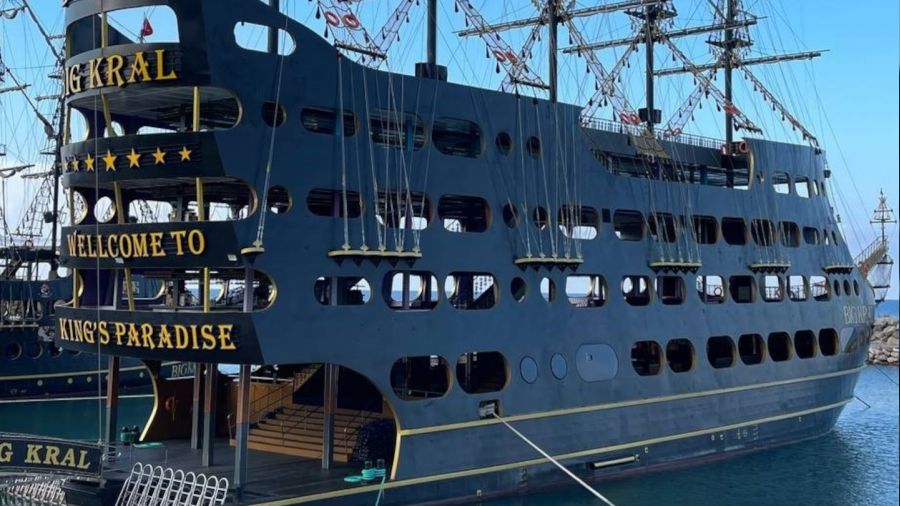 Apartman gibi tur teknesi görenleri hayrete düşürüyor