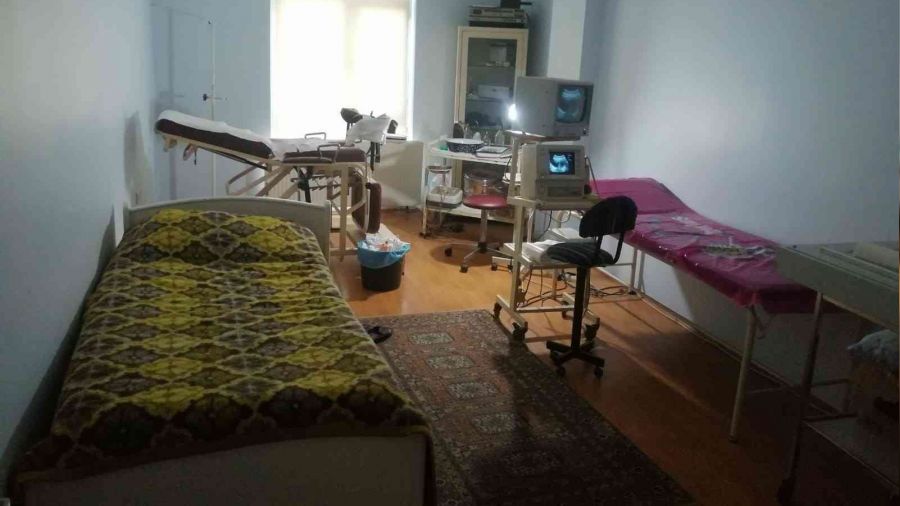 Bağcılar'da kaçak muayenehaneye baskın