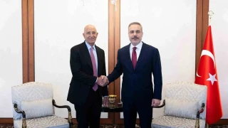Bakan Fidan, ABD'nin Suriye Temsilcisi Barrack'ı kabul etti