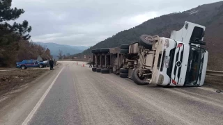 Bolu'da kmr ykl tr devrildi