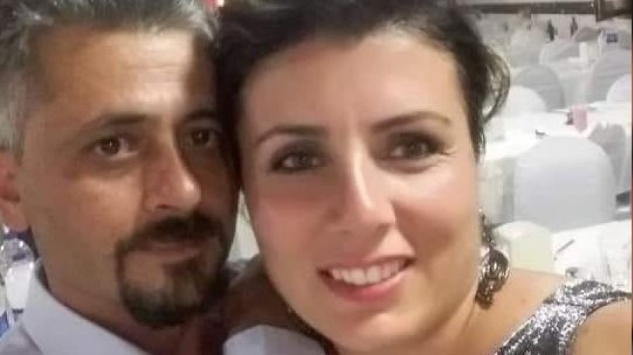 Boşanacaklardı, önce karısını sonra kendisini öldürdü