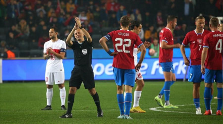 Çakır, kariyerini milli maçta sonlandırdı