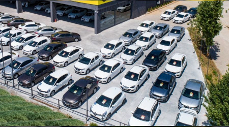 Döviz arttı, araba ilanları kalktı!