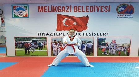 Down sendromlu Taekwondocu  Bra, altn madalyay hedefliyor