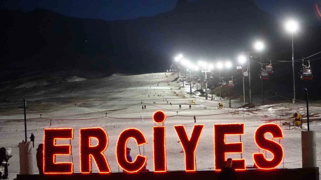 Erciyes'te gece kaya balad