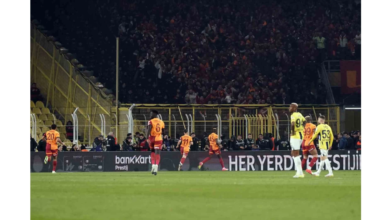 Galatasaray, Fenerbahçe'ye karşı bu sezon 2. galibiyetini kazandı