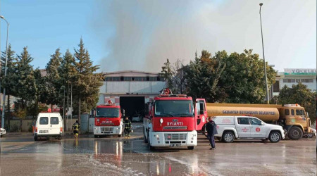 Gaziantep'te tekstil fabrikasnda yangn