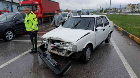 Hastaneye giderken kaza geirdiler