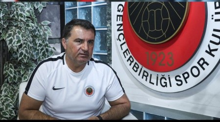 İkinci istifa Gençler'den geldi