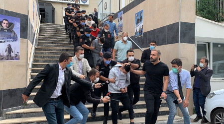 Kağıthane'de polis merkezi önünde silahlı saldırı