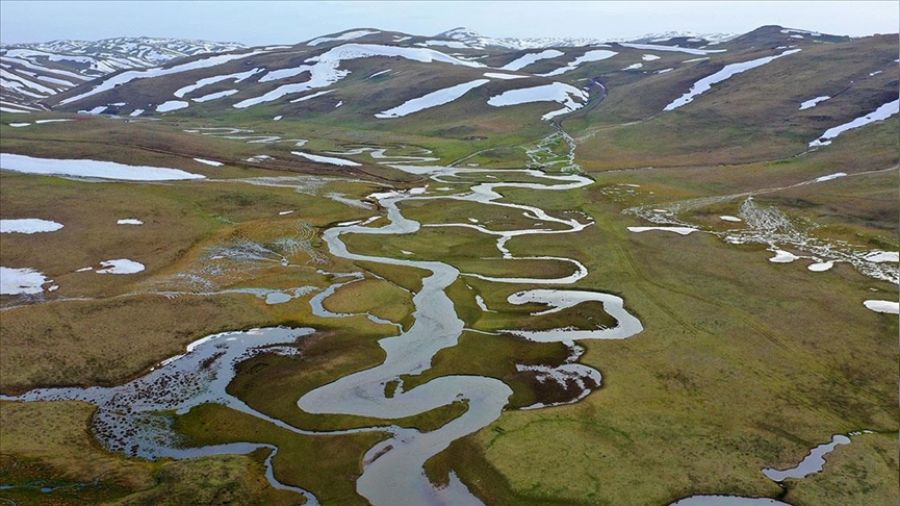 Karadeniz baharda büyülüyor