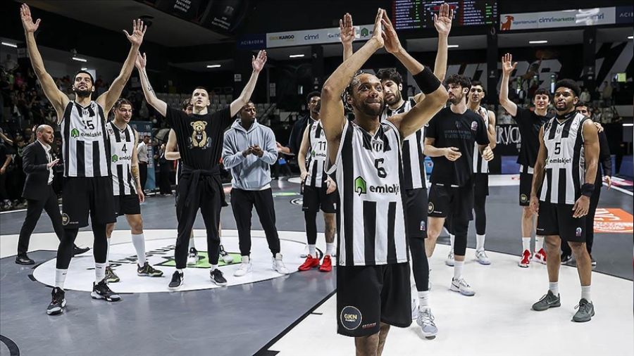 Kartal sezonu İspanya'da açacak