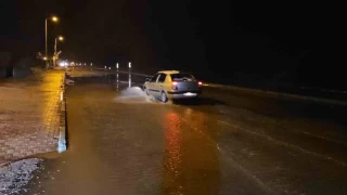 Kastamonu'da deniz taştı, sokaklar su altında kaldı