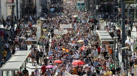 Kısıtlamalara başkaldıranlar da var!