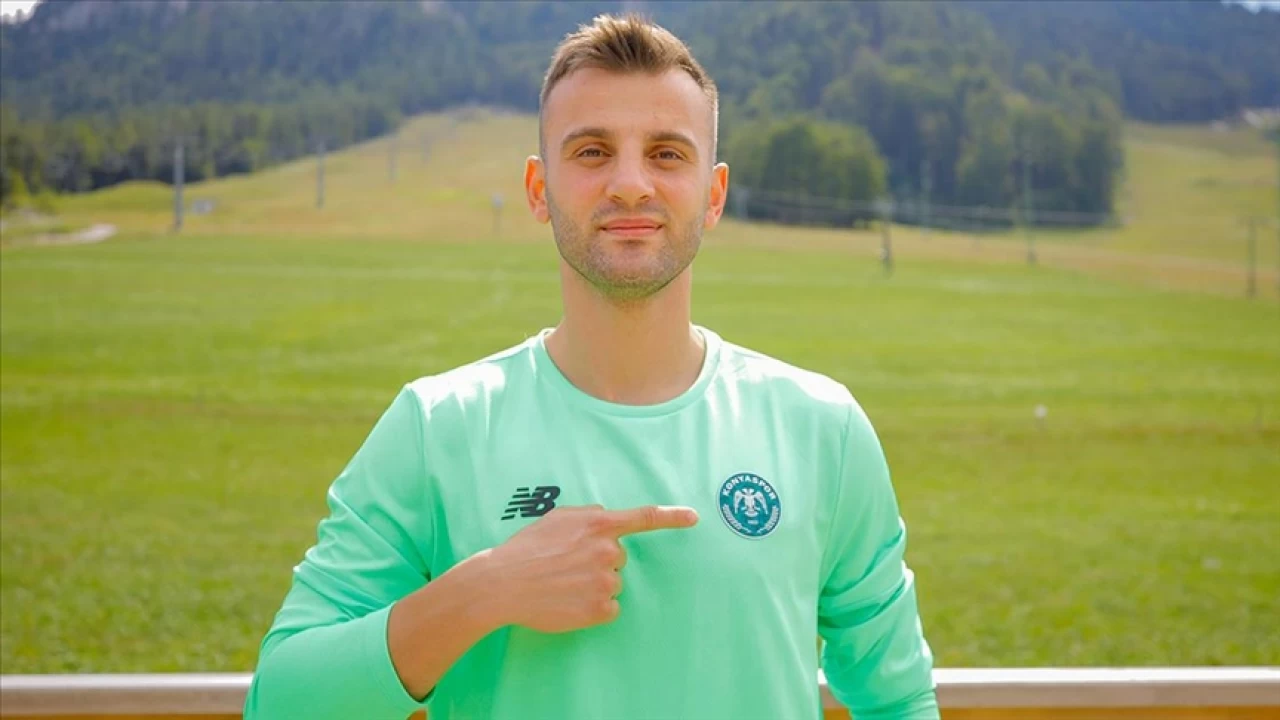 Konyaspor kaleyi güçlendirdi