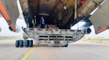 Libya'ya ilk aşı teslimatı ulaştı