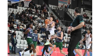 Manisa Basket: 97 - Unicaja Malaga: 103