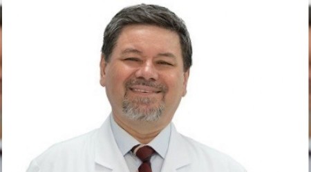 Manisa'da doktor korona virüse yenildi