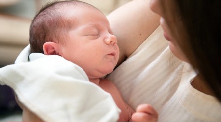 ‘Normal doğumda risk daha az’