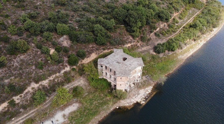 Pendik'teki tarihi konak talan edildi