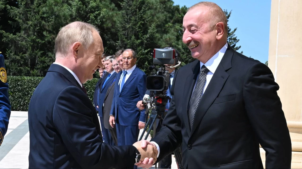 Putin ve Aliyev, Bak'de grt