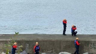 Rize'de denizde kaybolan kadını arama çalışmaları sürüyor