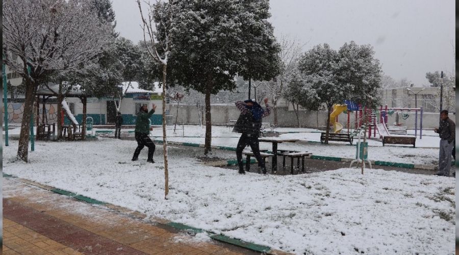 Şanlıurfa beyaza büründü