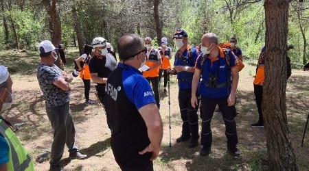 Sır gibi ortadan kaybolan genci arama çalışmaları sürüyor