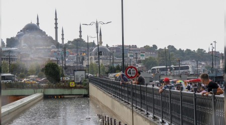 Tarihi mekanlar su altında