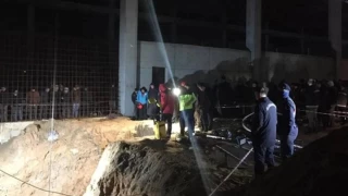 Tekirdağ'da göçük altında kalan 2 işçiden biri kurtarıldı